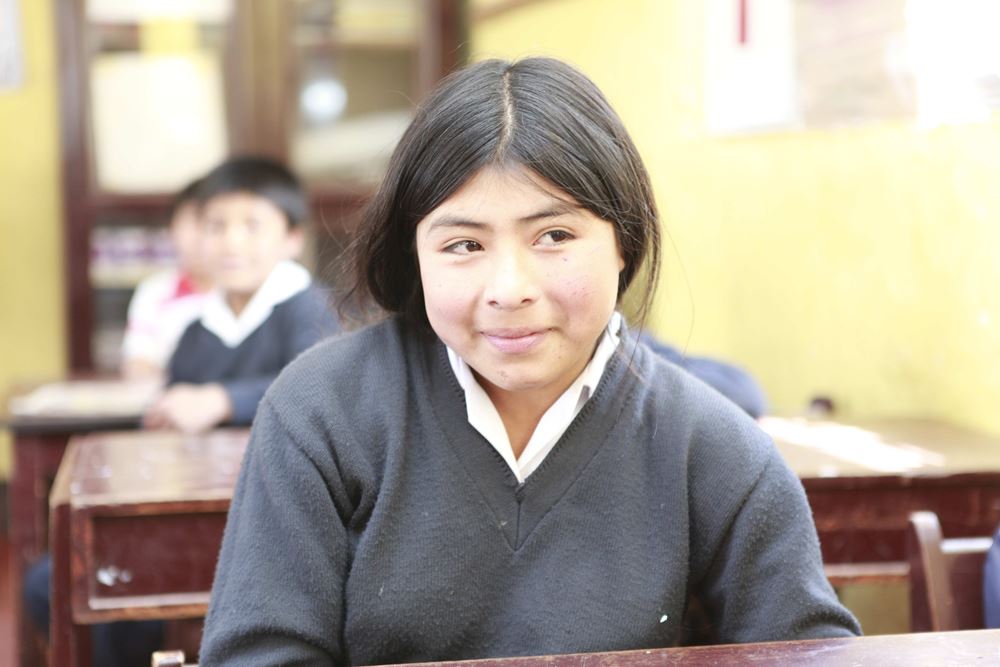 Dreharbeiten in Cajamarca 2015 - ZDF und Johannes B. Kerner besuchen eine Ziegelei und die Schule in Cajamarca, Girasol