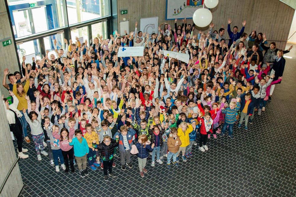 Schecküberreichung Schule Contern (Quelle: Kindernothilfe) Schecküberreichung Schule Contern (Quelle: Kindernothilfe)